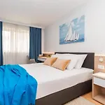 Guest house Garden Palace 4*