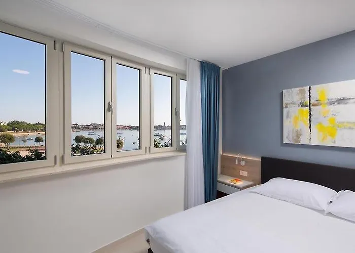 Garden Palace בית הארחה אומאג